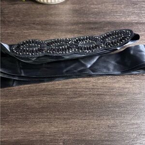 Elegant Black Beaded Women's Belt